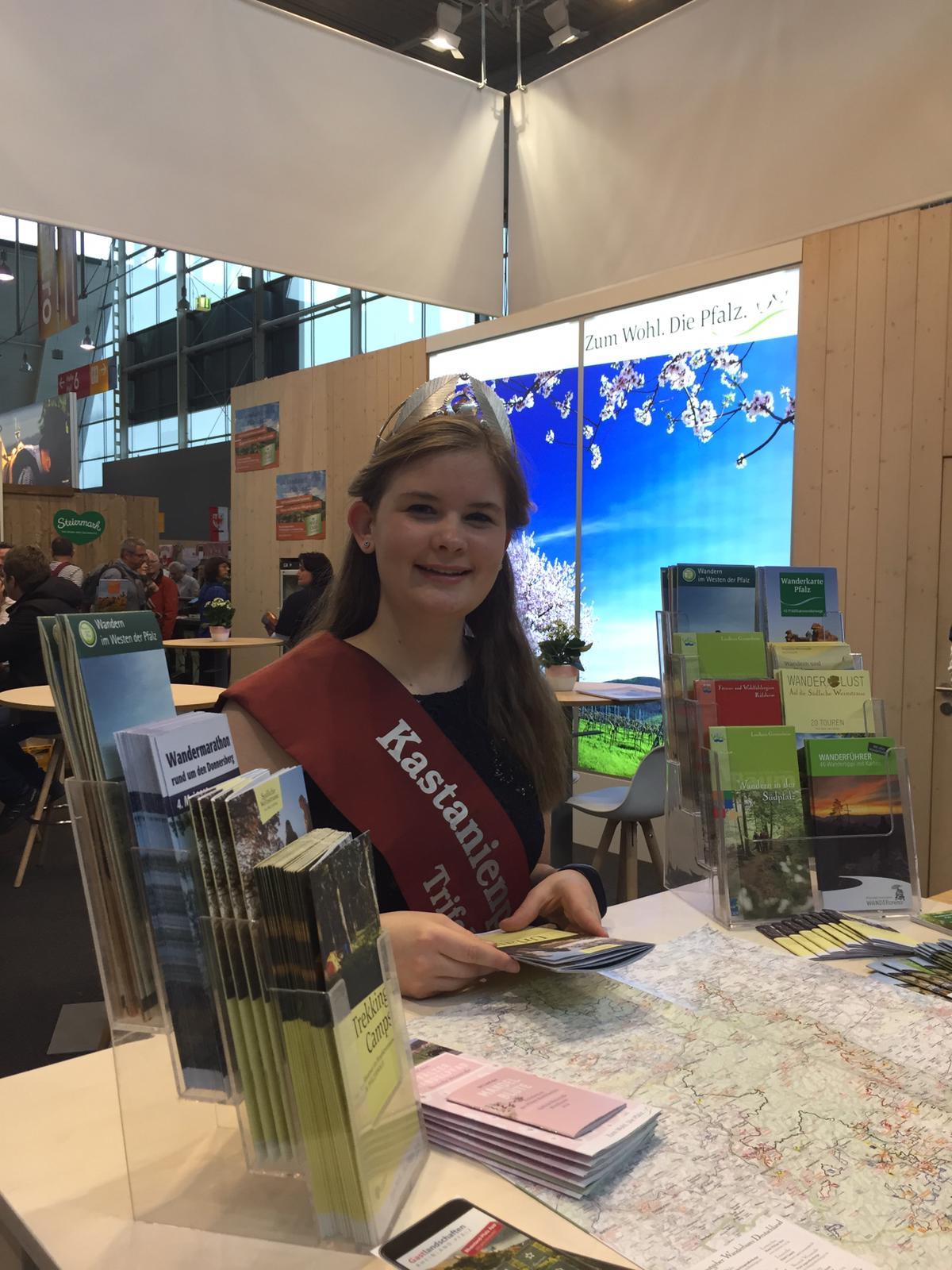 Kastanienprinzessin Nathalie auf der CMT.