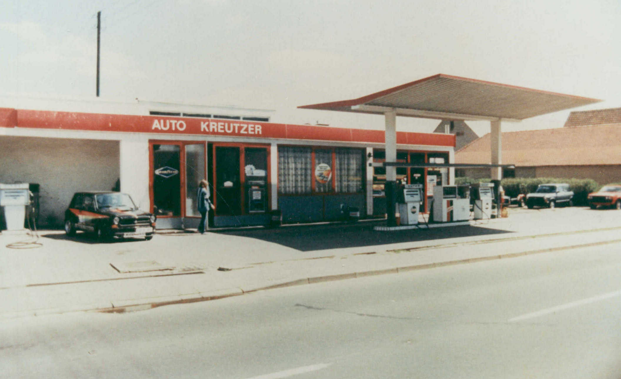 Das Autohaus Kreutzer im Jahr 1975.