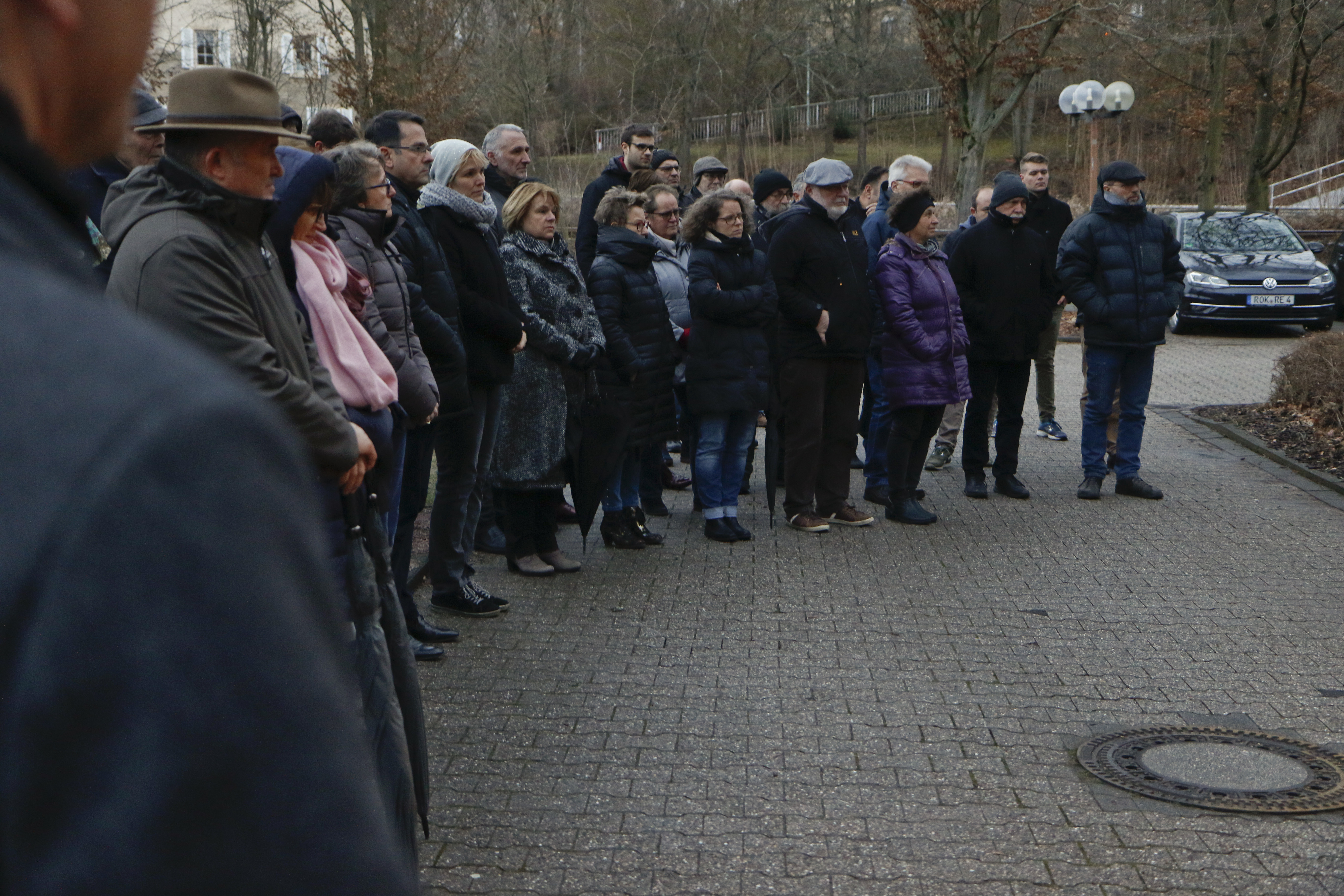 Teilnehmer der Gedenkveranstaltung