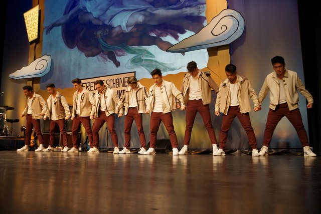 Die Hip-Hop-Tanzgruppe „The True Knights“ sprach mit „Wonderland“ und Breakdance vor allem das jüngere Publikum 