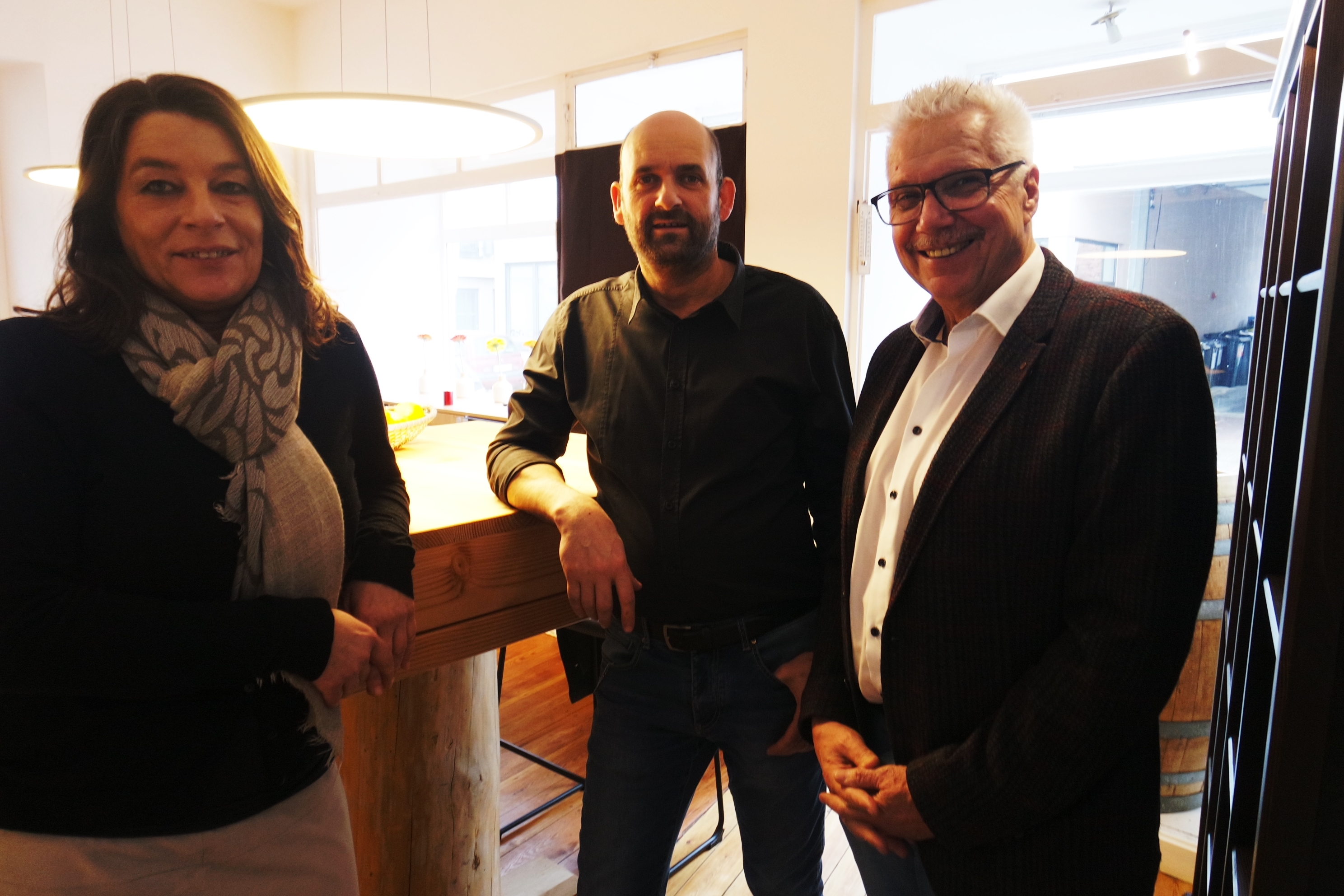 Stadtbürgermeister Dr. Fred-Holger Ludwig, Stellvertreter Martin Wichmann und Zentrumsmanagerin Susanne Schultz, blicken zuversichtlich in die Zukunft Bad Bergzaberns.