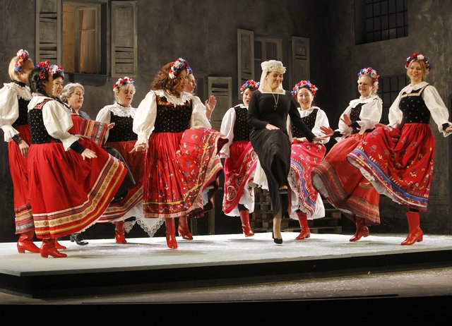 Foto: Pfalztheater / Jörg Heieck