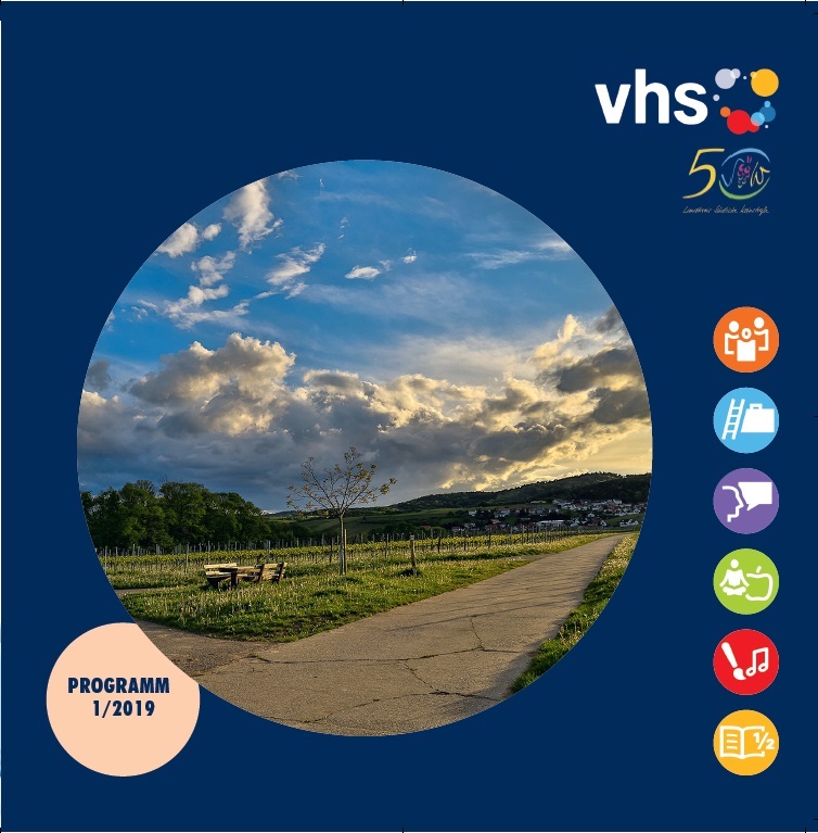 Das neue Programm der Volkshochschulen im Landkreis SÜW ist ab sofort an den bekannten Auslagestellen erhältlich.