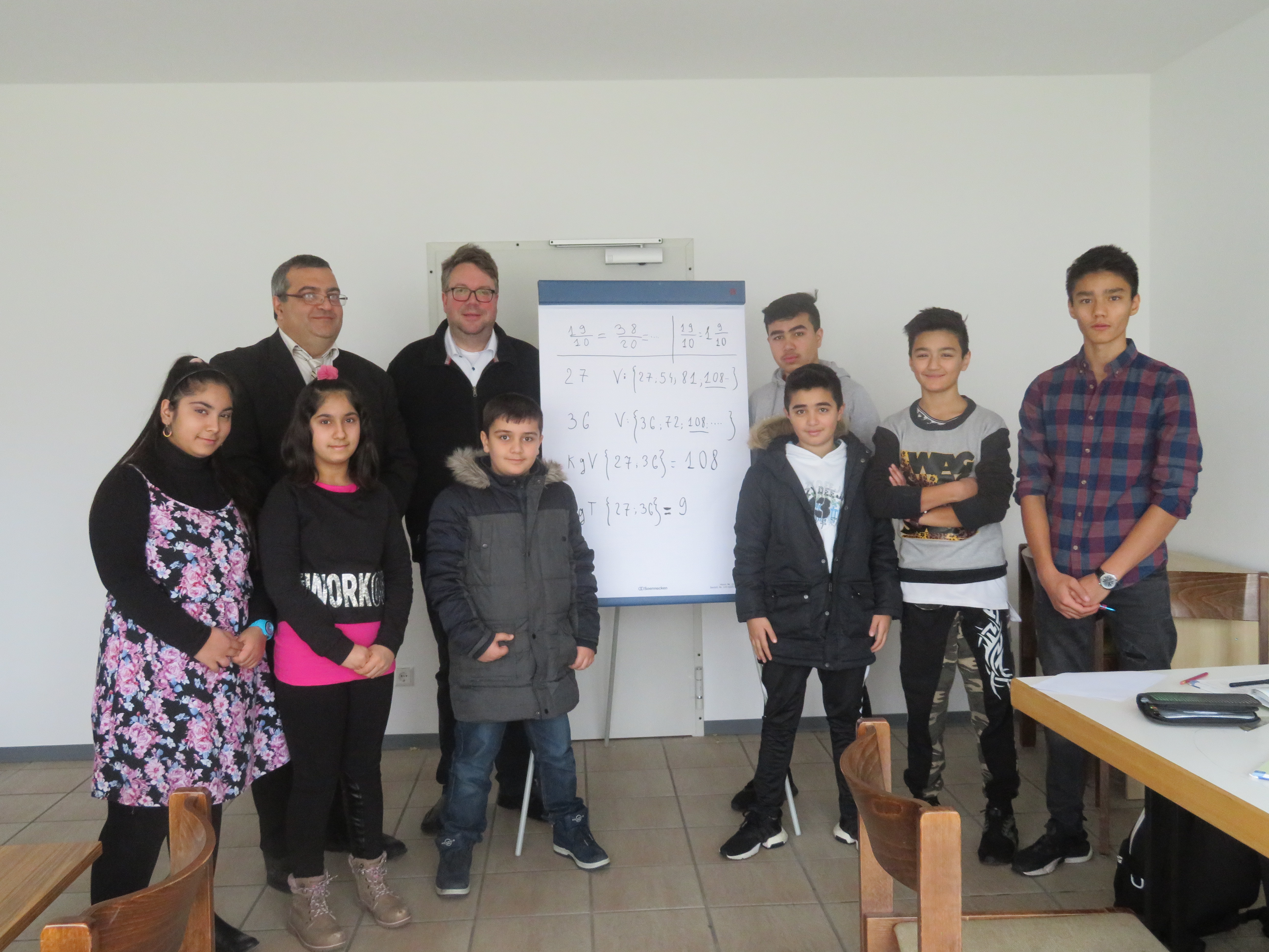 Ein schönes Beispiel für Integration: Der Armenier Armen Karapetyan (links) ist Doktor der Mathematik und bietet in Haßloch Nachhilfeunterricht für Kinder an.