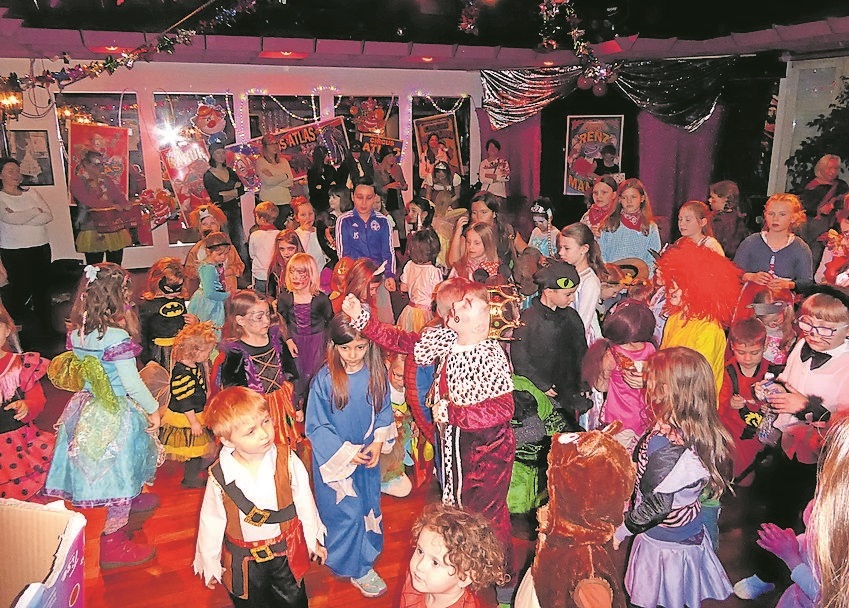 Beim Kinderfasching im letzten Jahr waren alle Kleinen ganz bei der Sache.