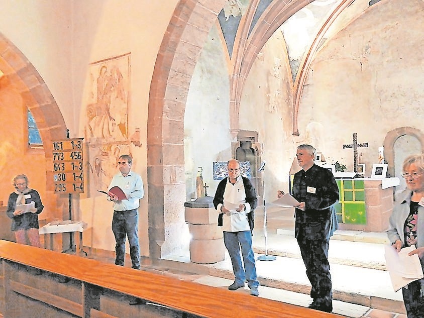 Die Autorengruppe „Grenzenlos“ ist mit dem Programm „Menschlichkeiten“ zum zweiten Mal in Minfeld zu Gast.