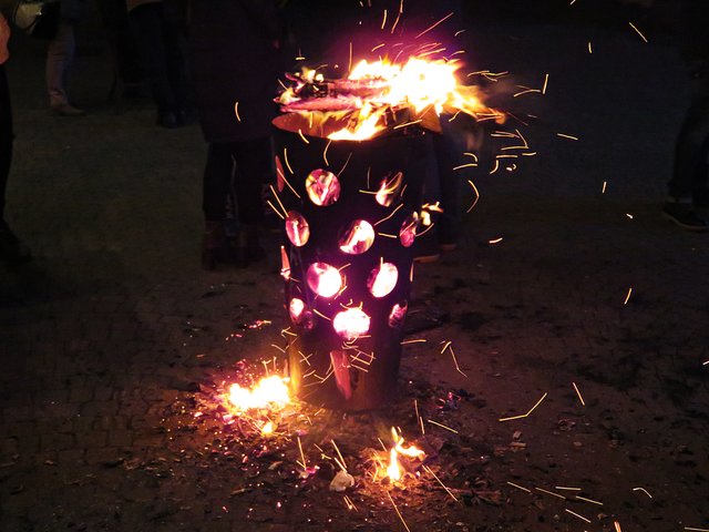Feuerspeiendes "Schoppenglas" | Foto: Brigitte Melder