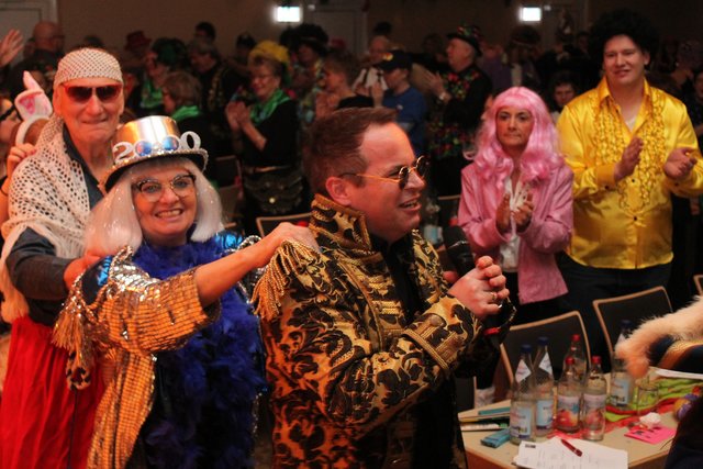 Stimmung tobt beim ARGE Bürgerball in Rheinsheim mit Alexander Kirschner | Foto: A.Nachtigal