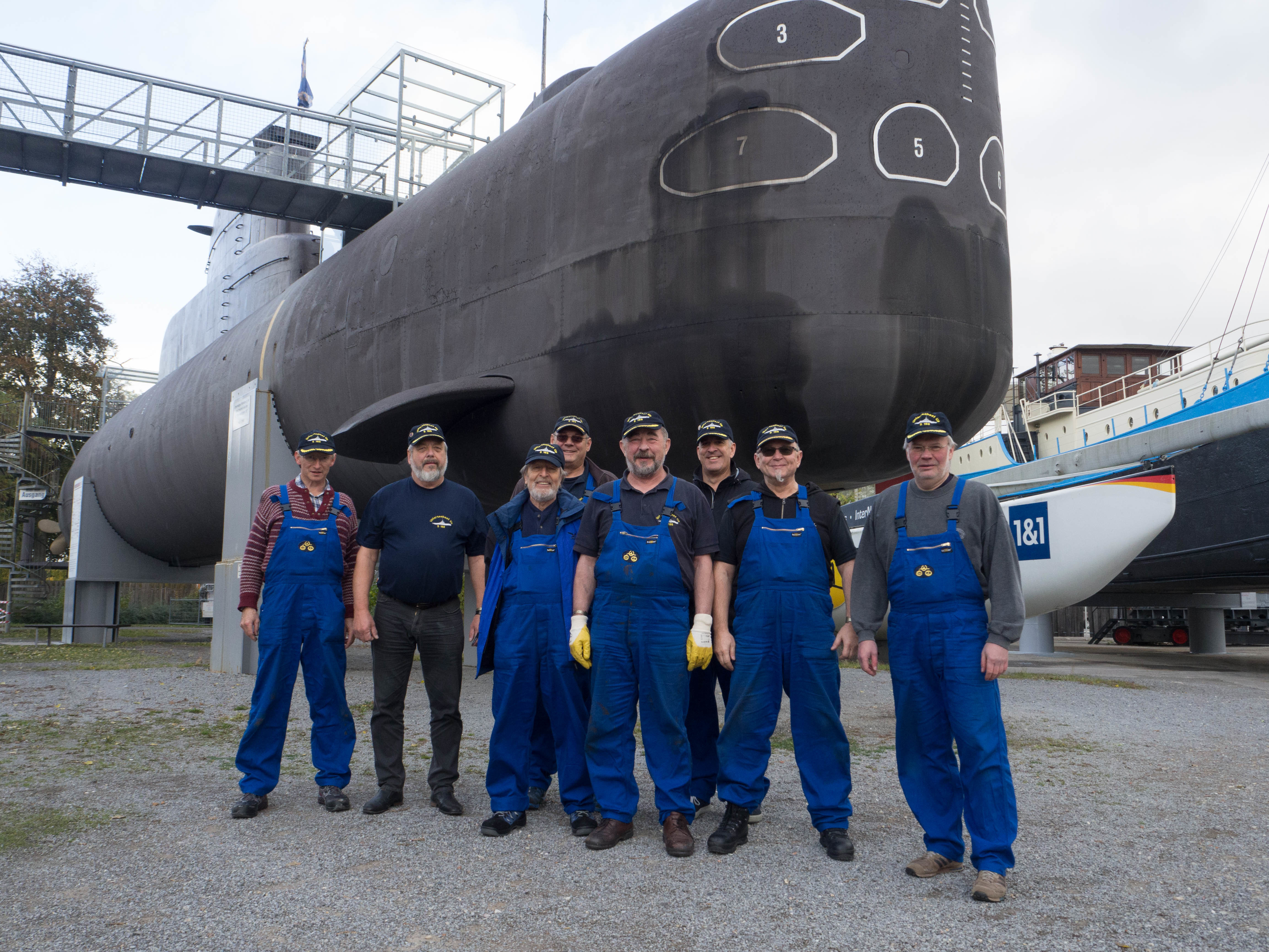 Seit Sommer 2014 unterstützt der Verband Deutscher Ubootfahrer e.V. (VDU) das Technik Museum Speyer regelmäßig bei Wartungs- und Instandsetzungsarbeiten am Unterseeboot „U9“.