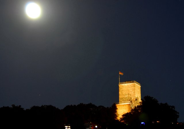 Nachts am Turm | Foto: Archiv jow