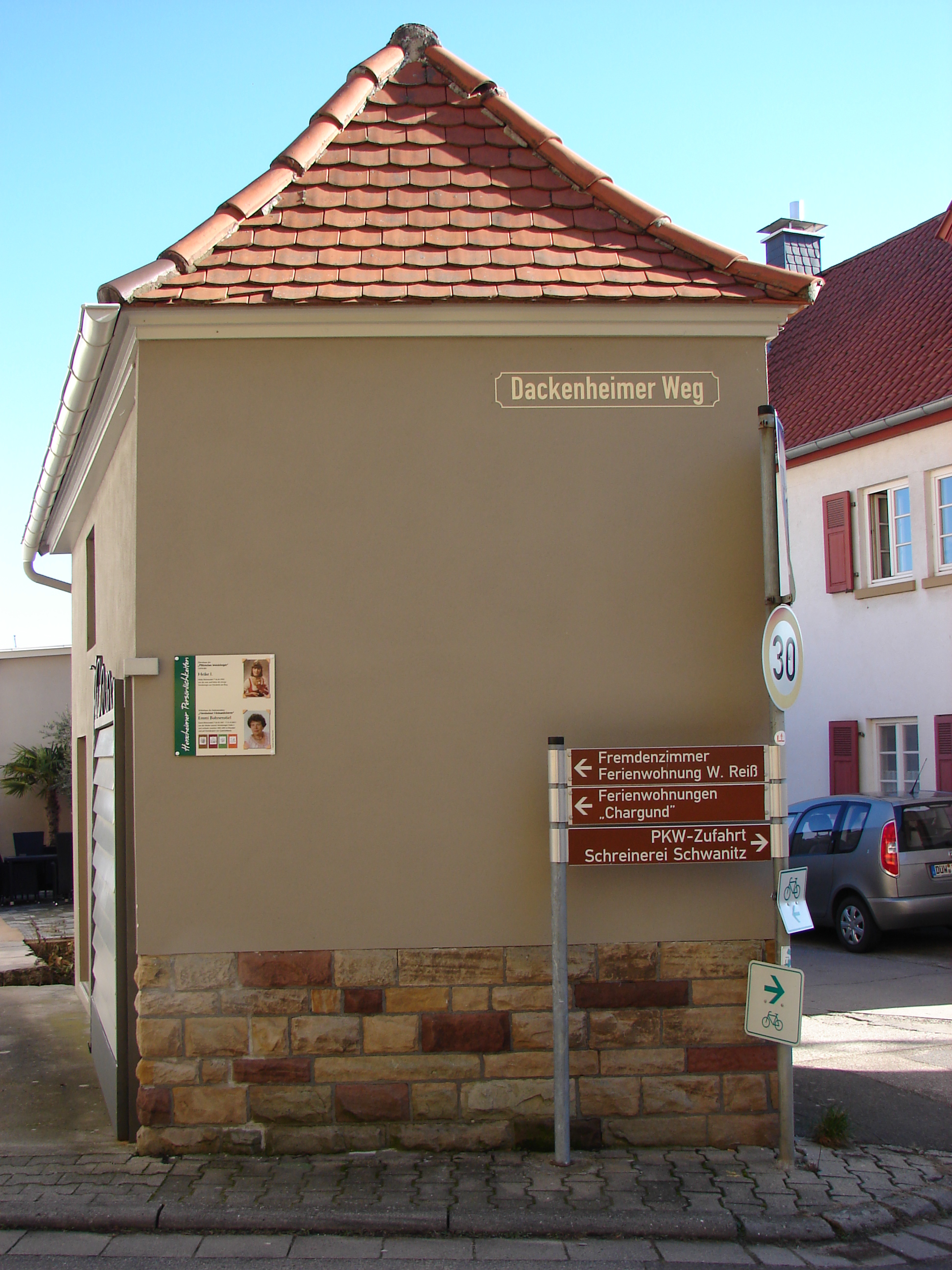 Hier wurde die erste Infotafel installiert.