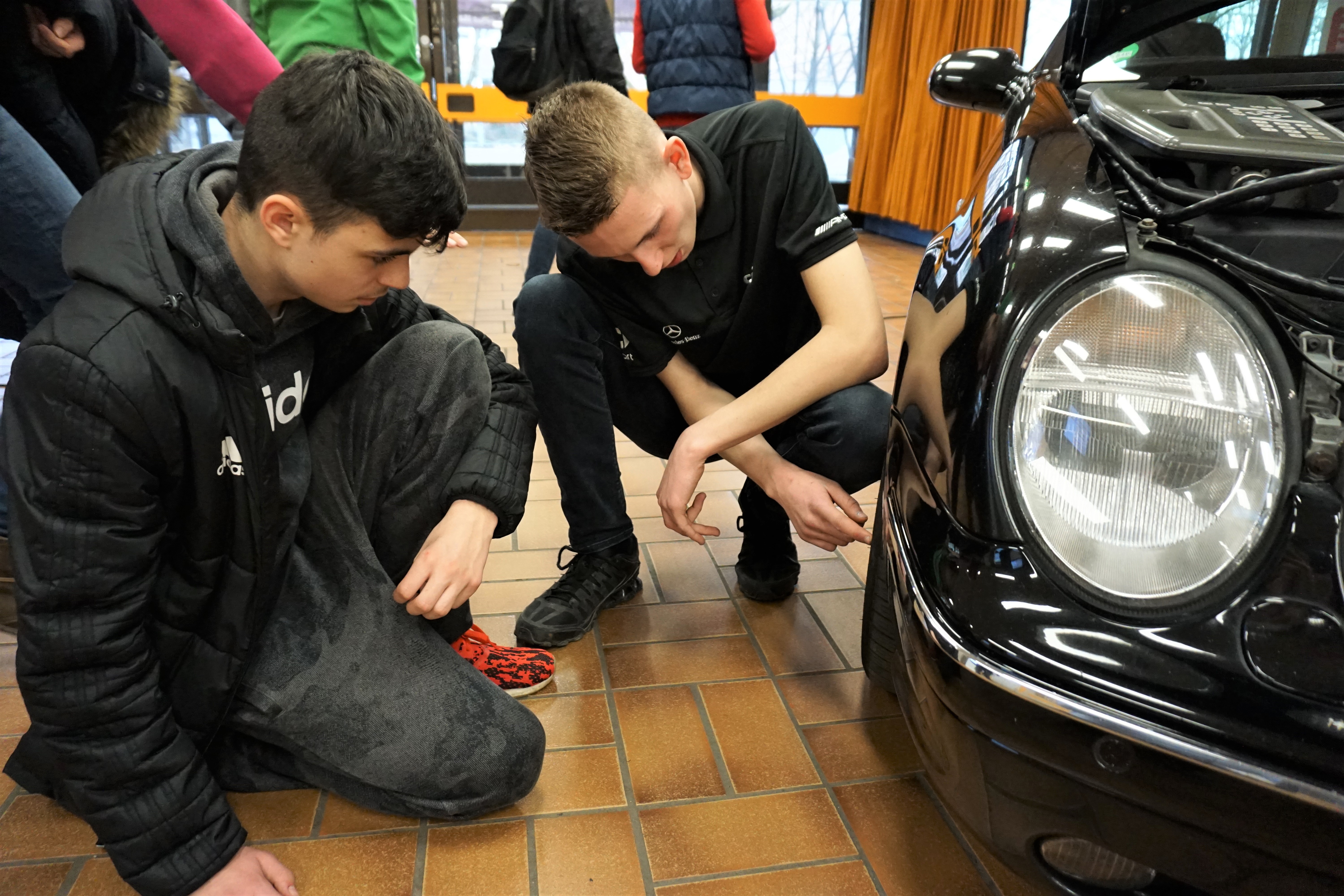 350 Schüler lernen Ausbildungsberufe kennen - IHK-Veranstaltung „Entdecke deinen Beruf“