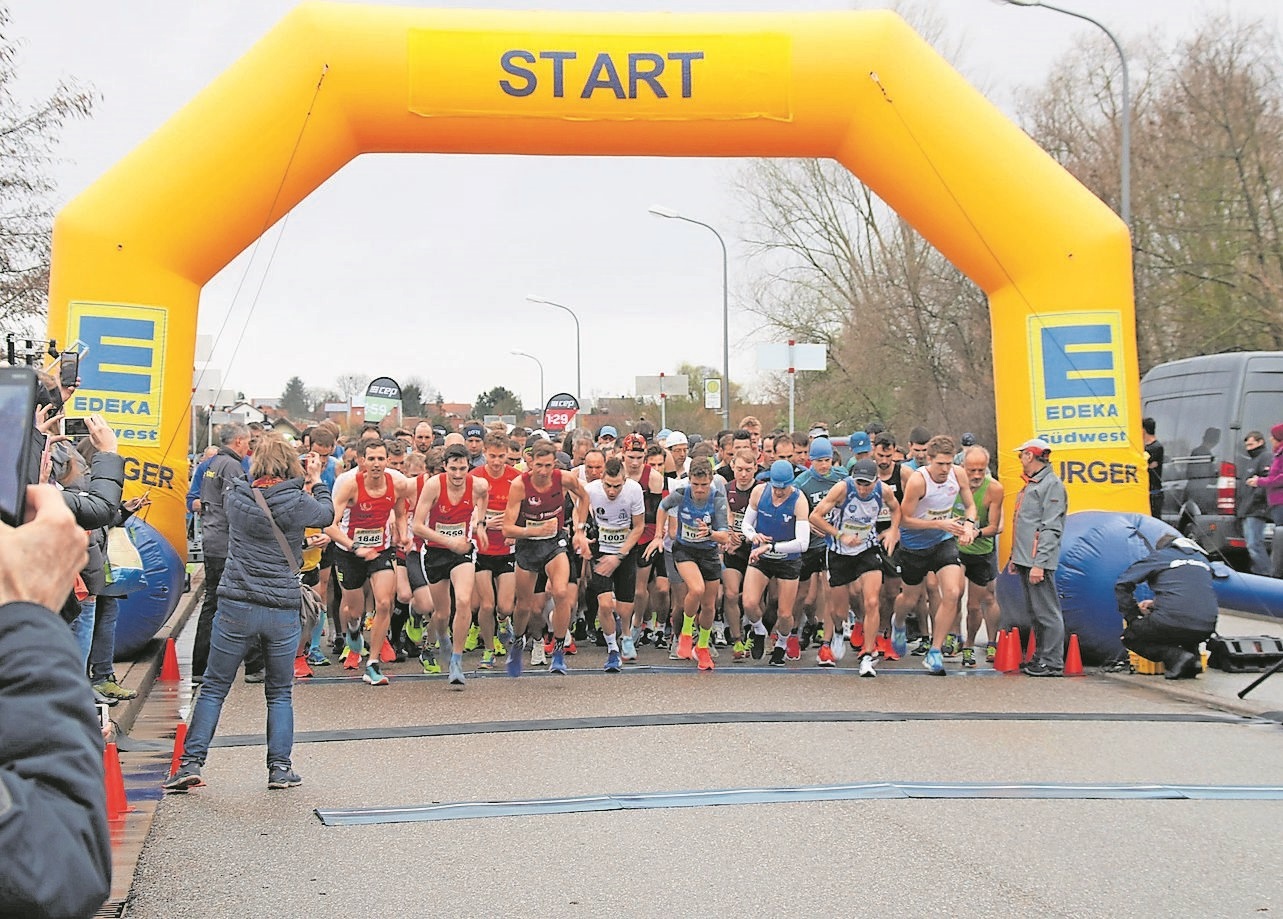 Start zum Bienwald-Marathon.