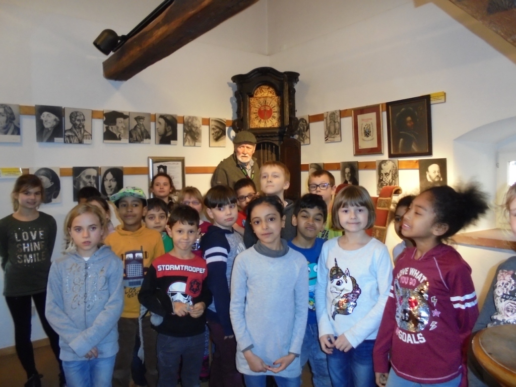 Ausflug der Lesemäuse in die Zehntenscheune Foto: PS/Auschule