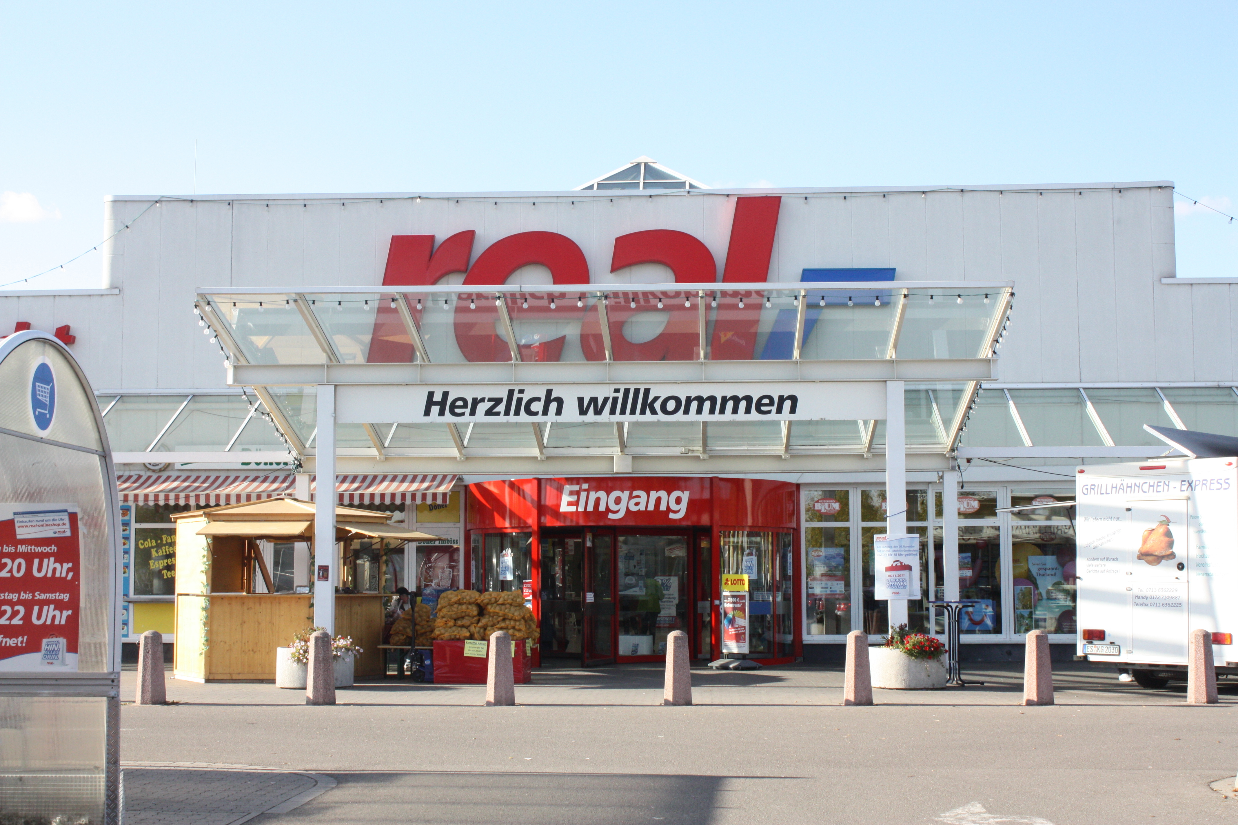 Die Gerüchte um den SB-Markt in Germersheim stimmen nicht. Das Unternehmen weist zurück, dass der real,- Ende des Jahres schließt.