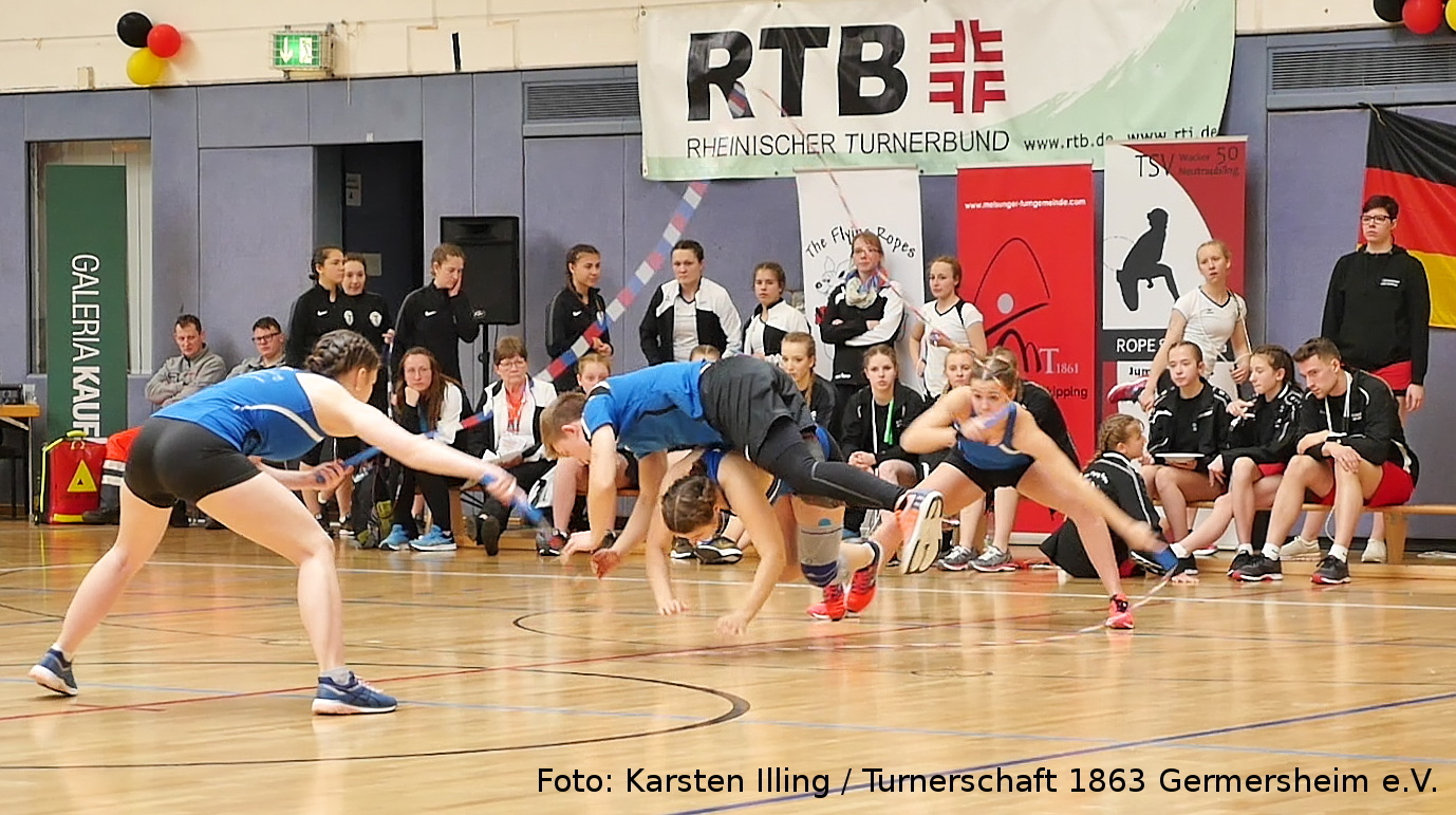 Team Germersheim 2 beim Double Dutch Single
vlnr: Sarah Höfers, Mark Maurer, Simone Illing, Bianca Illing