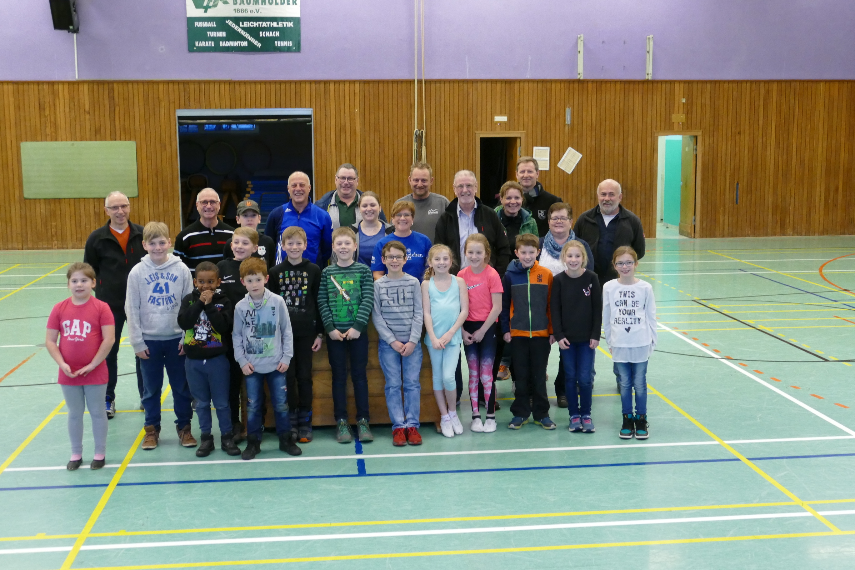 Ehrung für die Sportabzeichen-Teilnehmer 2018 beim VfR Baumholder Foto: Horst Cloß