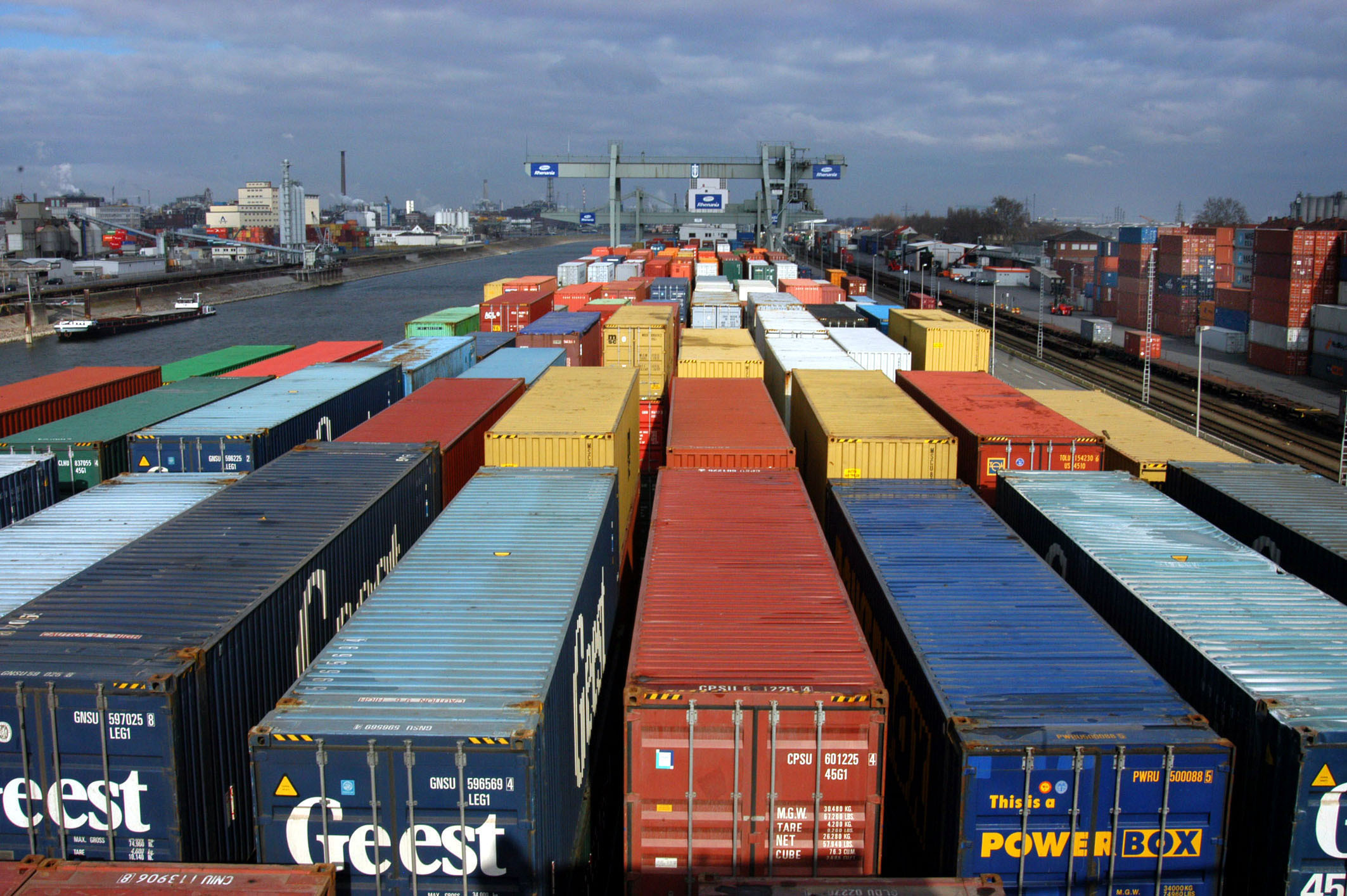 Der Wirtschaft in der Region geht es derzeit insgesamt gut, doch viele Unternehmen sehen sich mit globalen Herausforderungen konfrontiert.