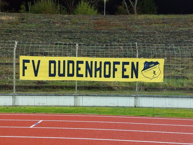 "Underdog" FV Dudenhofen verkaufte sich im Spiel sehr gut und löste im Vorfeld und am Spieltag diverse organisatorische Herausforderungen.  | Foto: BAS