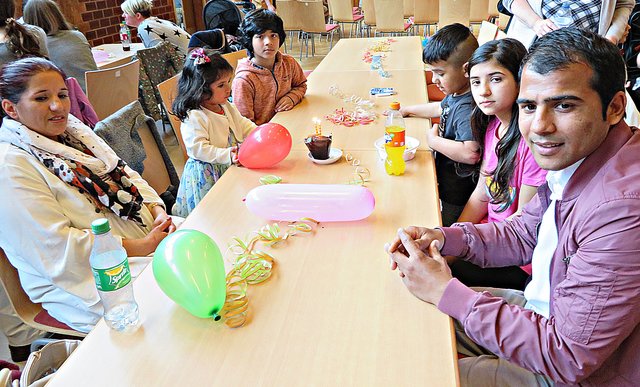 Interessierte Sportskanone Said Farid mit seiner Familie | Foto: Brigitte Melder