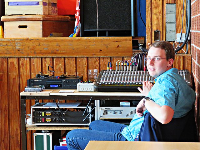Marco Hartmann an der Technik | Foto: Brigitte Melder