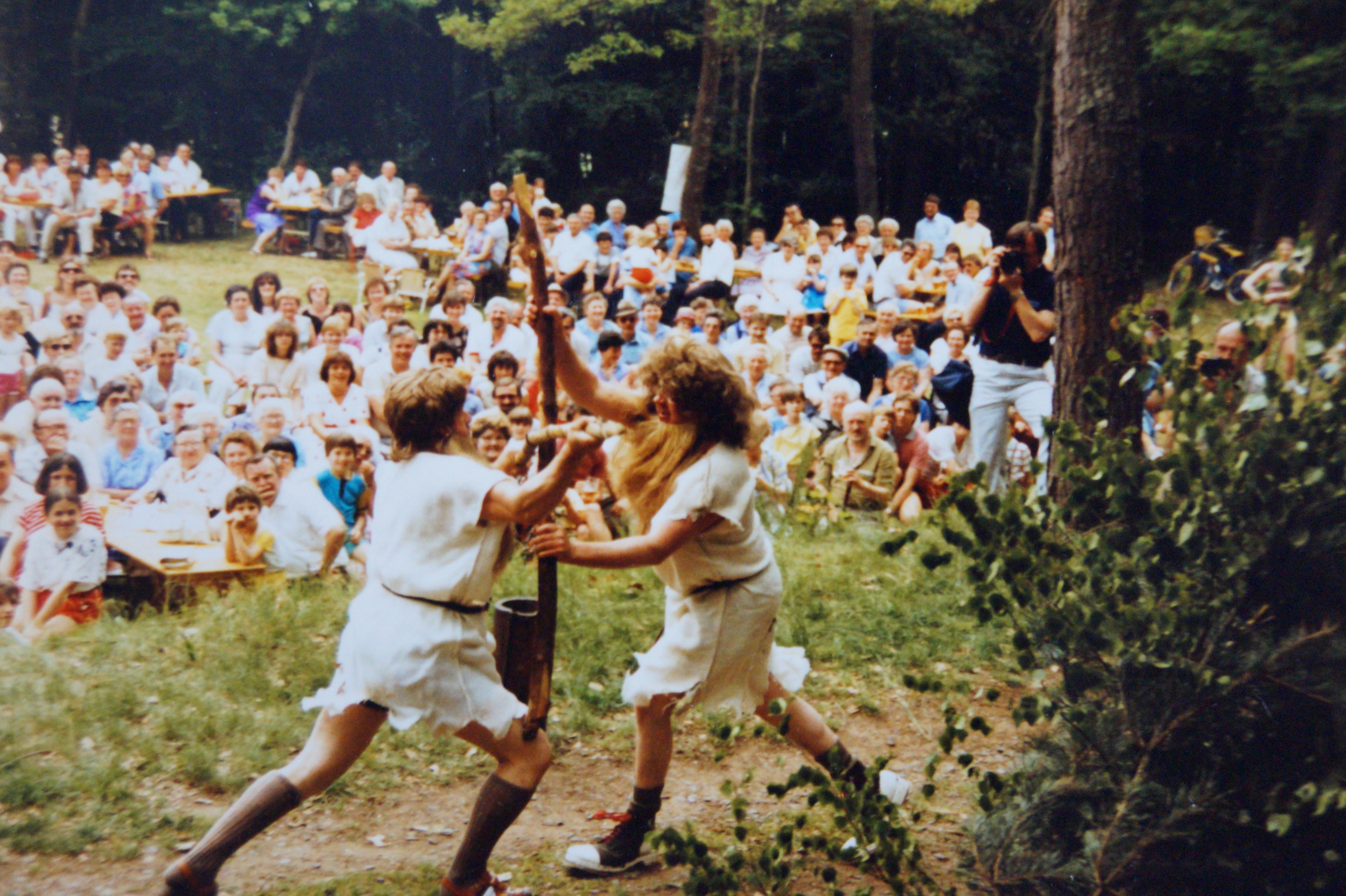 „Das tapfere Schneiderlein“ war das erste Stück, das der Verein auf der Freilichtbühne am Falkenstein spielte Foto: ps