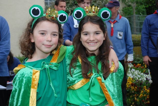 Das Froschpaar Anika Walther und Lina Kuhn. | Foto: Pacher