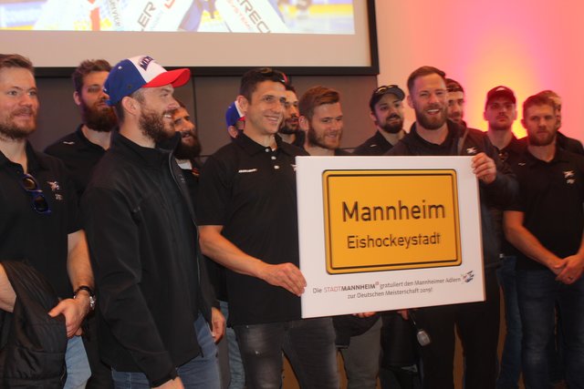 Jetzt ganz offiziell: Eishockeystadt Mannheim | Foto: pete