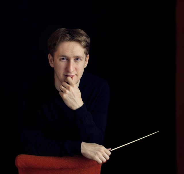 Joshua Weilerstein  Foto: Felix Broede