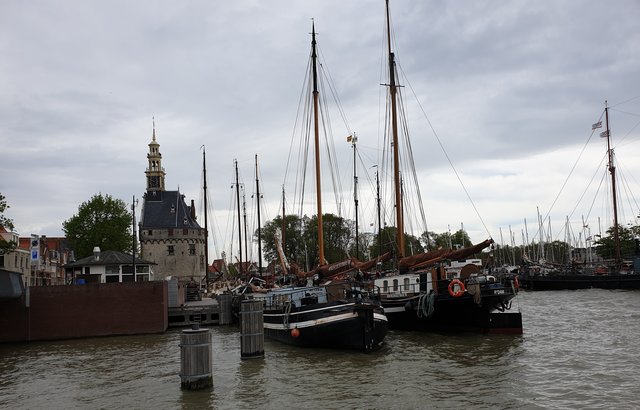 Die historische Hafenstadt Hoorn hatte zu Zeiten der Ostindischen Kompanie internationale Bedeutung. | Foto: Harald Schönig