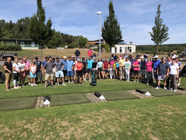 Große Nachfrage bei der Bring-A-Friend-Aktion  Foto: ps