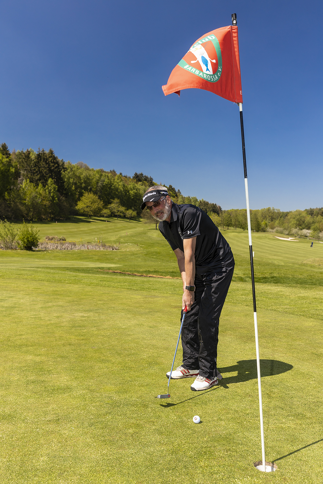Der Mediziner Ulrich Frankenberger empfiehlt den Golfsport aus vielerlei Gründen Foto: Jens Vollmer