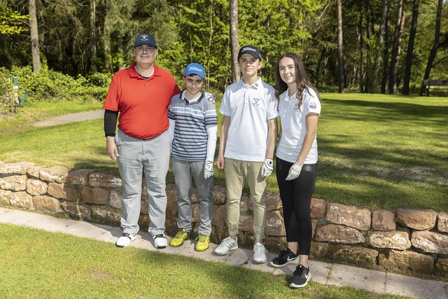 Rauf auf den Platz: Das erste Matchplay  Foto: Jens Vollmer