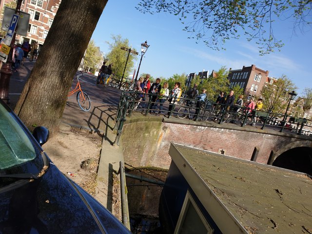 Facettenreich in einer bunten Vielfalt: Amsterdam  | Foto: Harald Schönig 