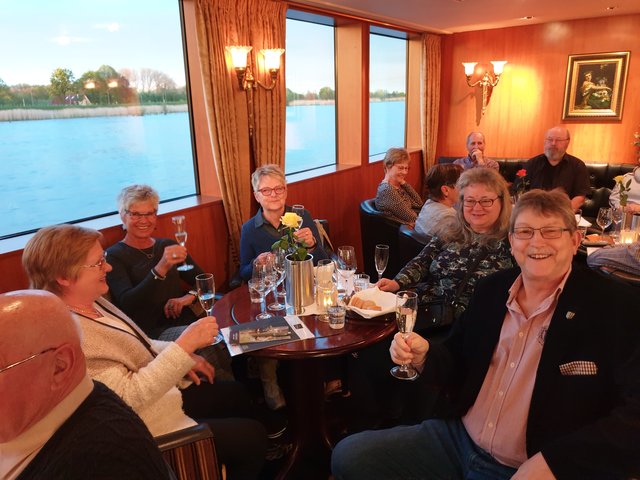 Weinprobe vom Weinkontor Edenkoben. | Foto: Harald Schönig 