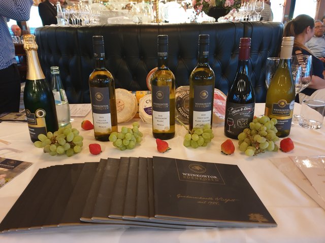 Weinprobe vom Weinkonto Edenkoben | Foto: Harald Schönig 