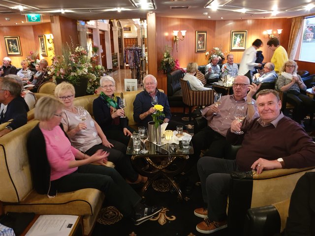 Weinprobe vom Weinkontor Edenkoben. | Foto: Harald Schönig 