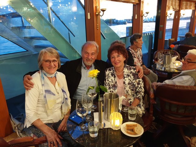 Weinprobe vom Weinkontor Edenkoben. | Foto: Harald Schönig 