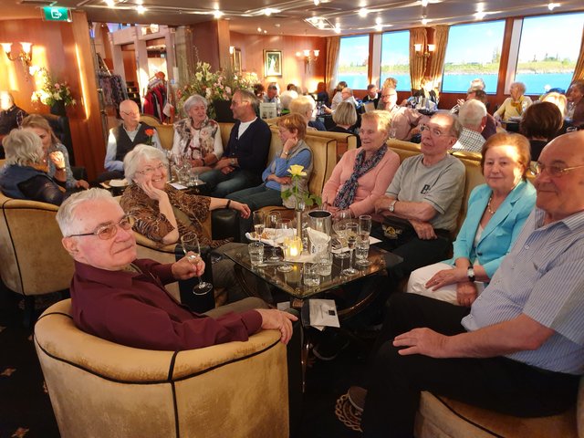 Weinprobe vom Weinkontor Edenkoben. | Foto: Harald Schönig 