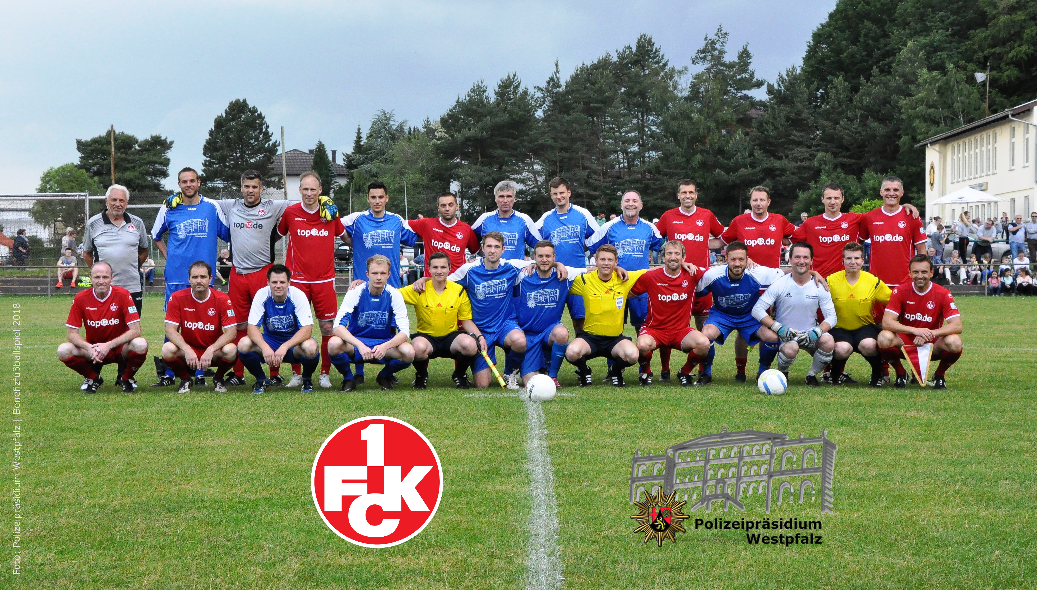 Die Spieler beim Benefizspiel im vergangenen Jahr beim FK Clausen Foto: PS