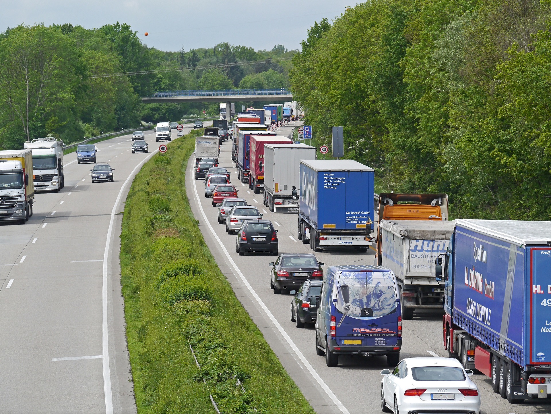 Sicherlich wird es wieder Stau auf der Autobahn A6 zwischen Frankenthal und Ludwigshafen geben.