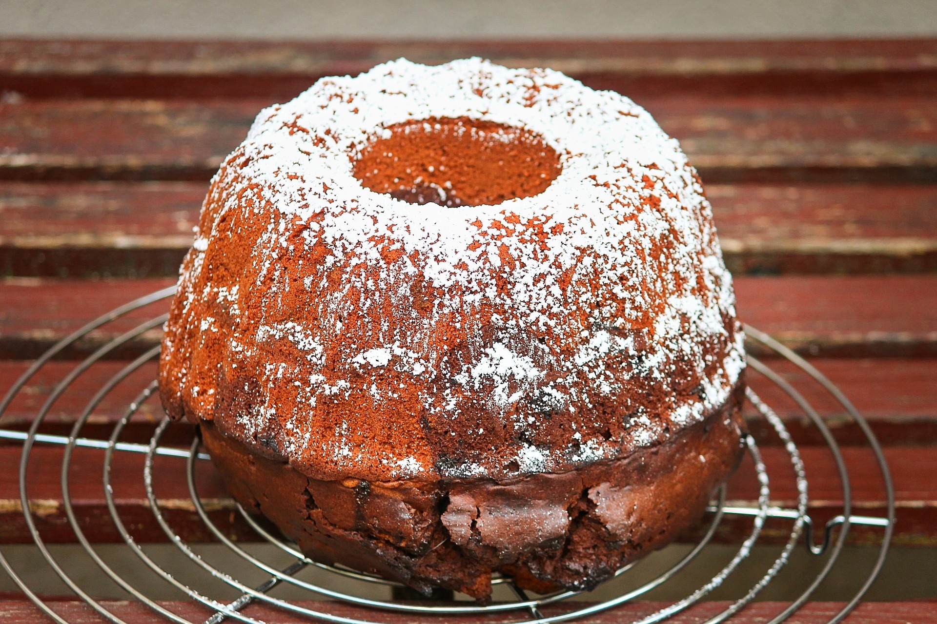 Zum Pfarrfest gibt es selbstgebackenen Kuchen