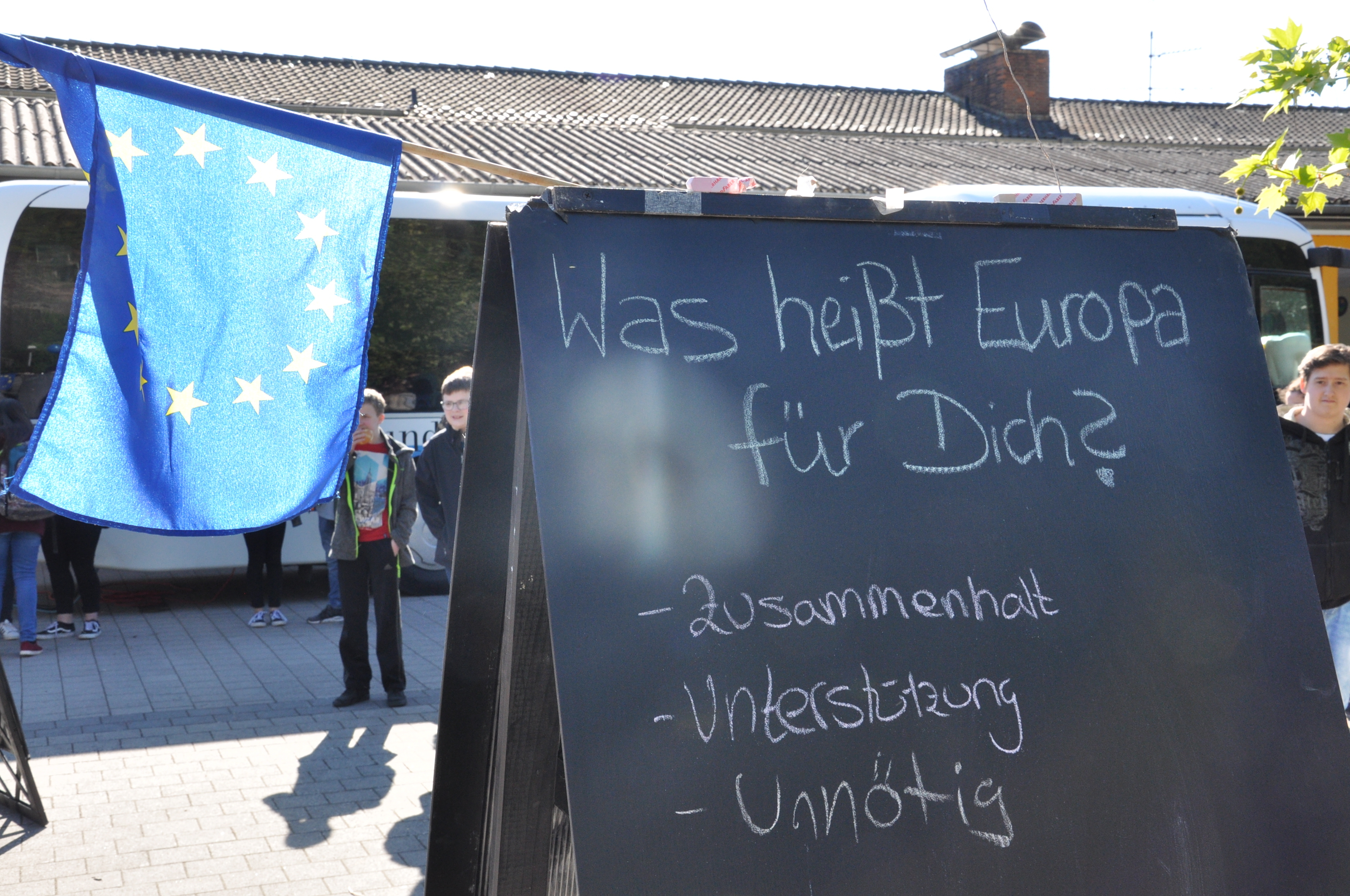 Jugendliche für politische Themen, demokratische Werte und ein gemeinsames Europa zu interessieren und zu sensibilisieren war das Ziel der Aktion des Kreisjugendrings.