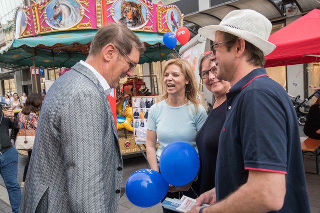 Abstecher zur SPD.  | Foto: Gaier