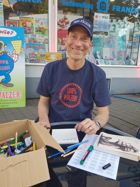 Ein Zeichen-Naturtalent, der Karikaturzeichner Steffen Boiselle | Foto: Claudia Bardon