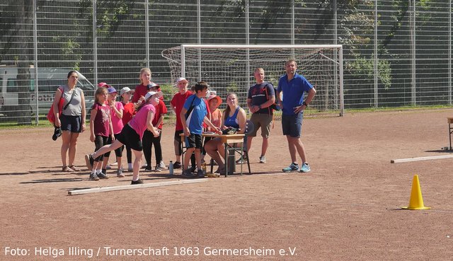 Beim Wurf | Foto: Helga Illing