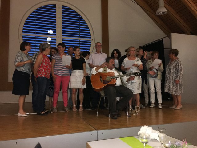  Der Gesellschaftsabend im Dürkheimer Haus füllte den Freitagabend aus. | Foto: Ulrich Baer