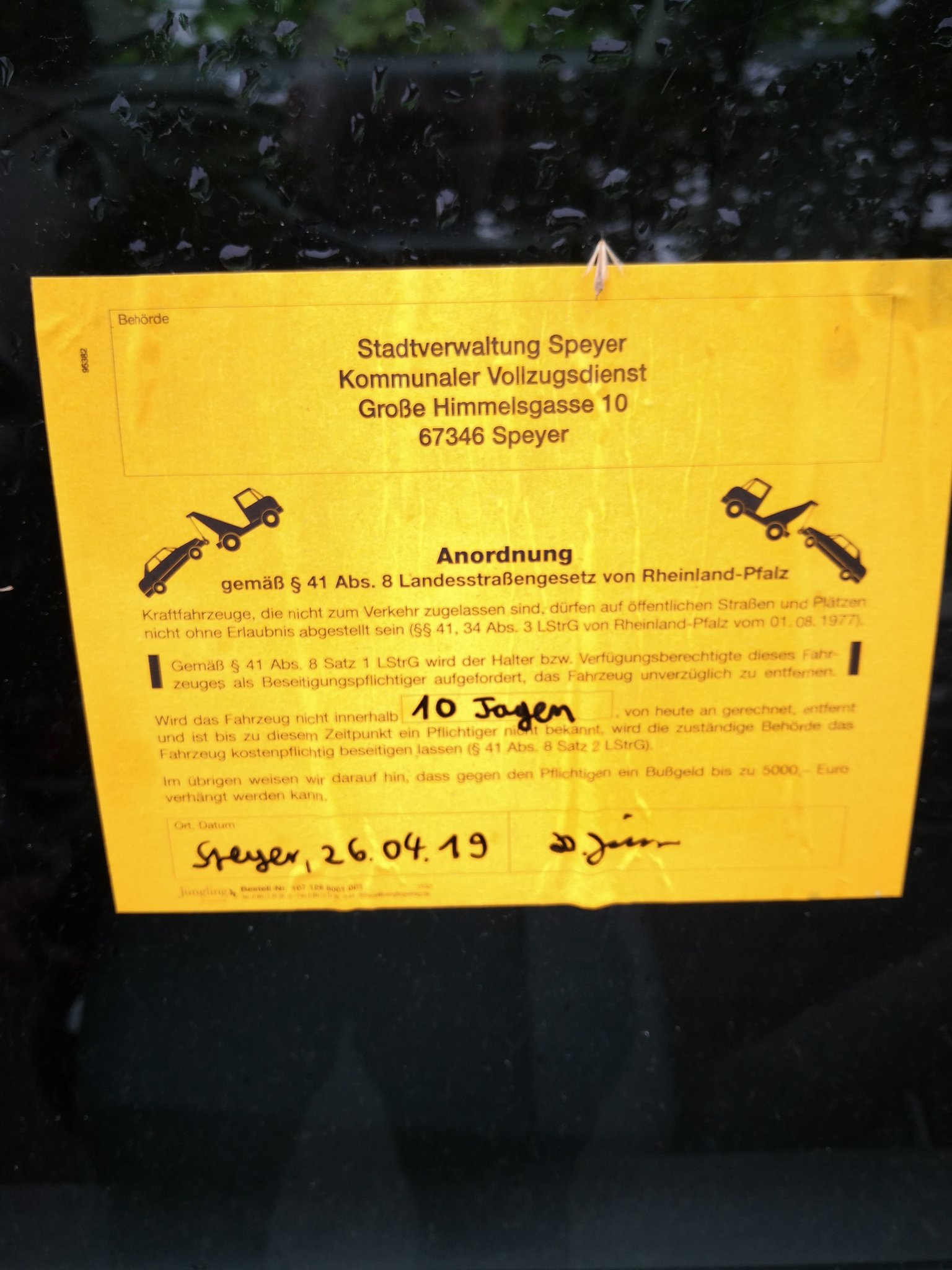 Fahrzeuge im öffentlichen Raum ohne Kennzeichen werden abgeschleppt Keine Toleranz in Speyer