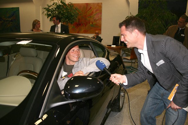 Interview im Autohaus, 2007