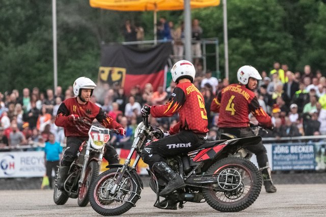 Szenen aus dem Endspiel der Motoball-EM | Foto: Paul Needham